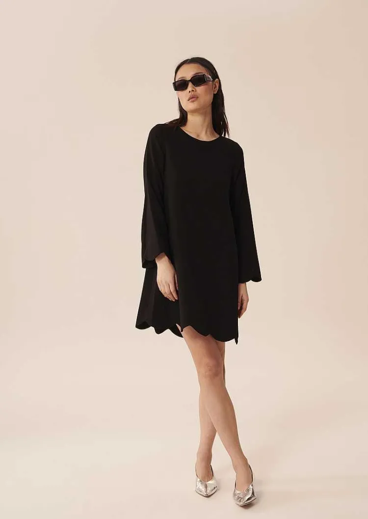 Robe Noire Ruoda En Crepe*TARA JARMON Sale