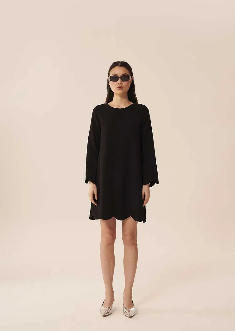 Robe Noire Ruoda En Crepe*TARA JARMON Sale